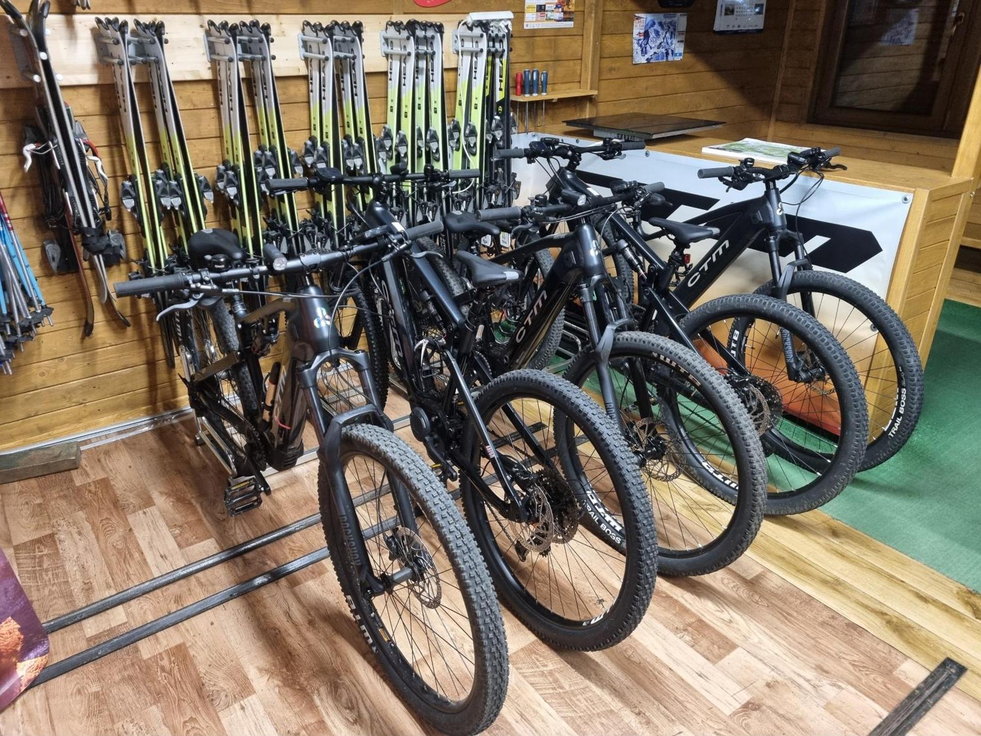 Apartament Elbrus Czyrna Szczyrk Wypozyczalnia Rowerow E-Bike Czyrna Szkola Narciarska & Wypozyczalnia Ski Serwis Exterior foto